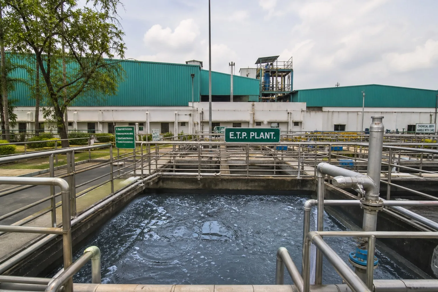 Environmental facilities: wastewater treatment and recycling bins